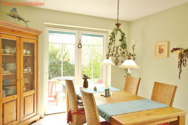 Das Esszimmer mit Terrassenzugang Einfamilienhaus Sarlhusen