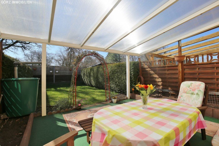 �berdachte Terrasse Reihenhaus Barmstedt
