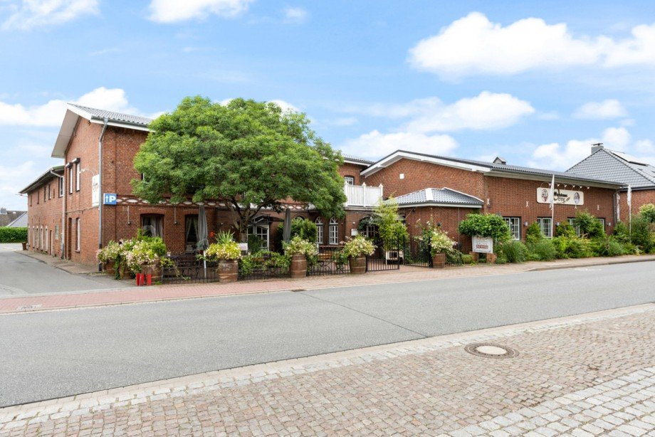  Gastronomie und Wohnung Oering