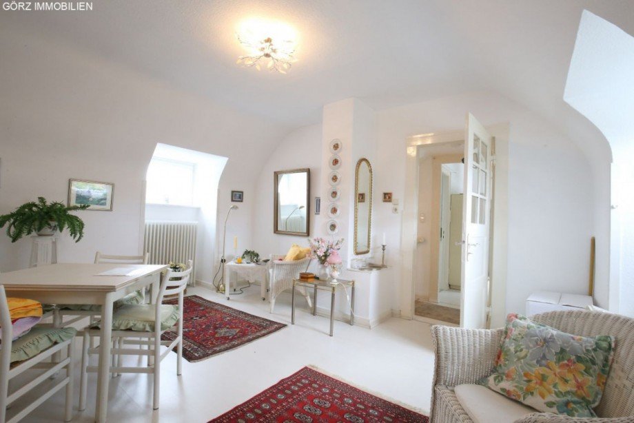gro�es Zimmer im OG Reihenhaus Hamburg