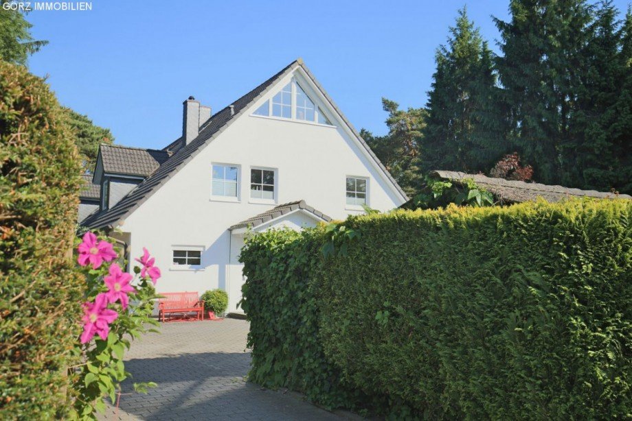 Stra�enansicht Haus Quickborn-Heide