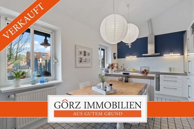  Norderstedt Reihenendhaus *VERKAUFT* Sie suchen das Besondere? Wohlf�hlen auf mehreren Ebenen.Split-Level-Haus in Sackgassenlage