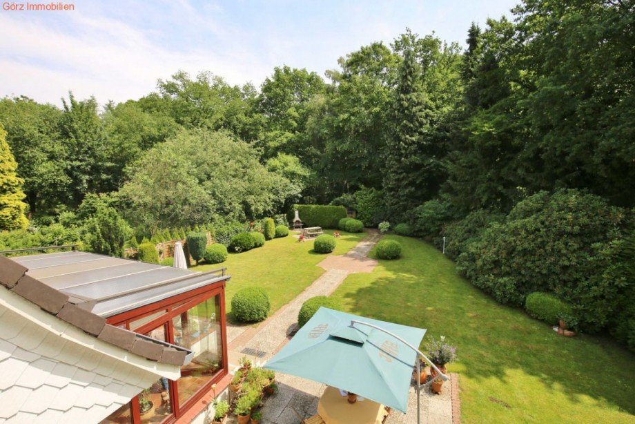 Blick in den Garten aus OG Haus Hamburg