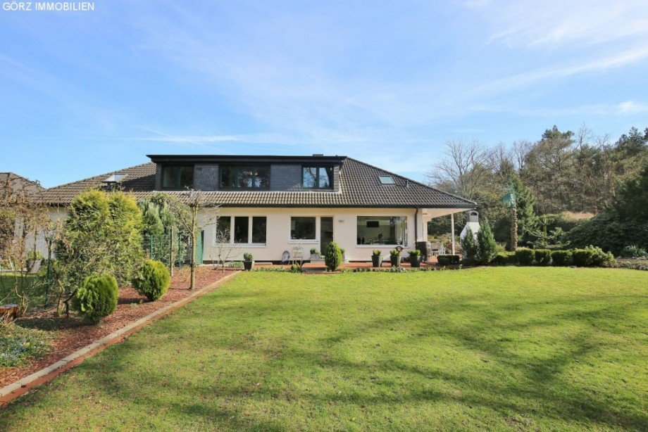 Blick von Westen Villa Norderstedt