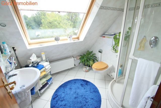Das helle Badezimmer im OG Doppelhaush�lfte Norderstedt