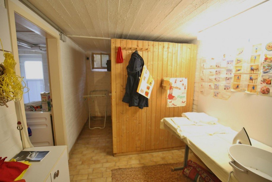 KG: gefliest Reihenhaus Rellingen