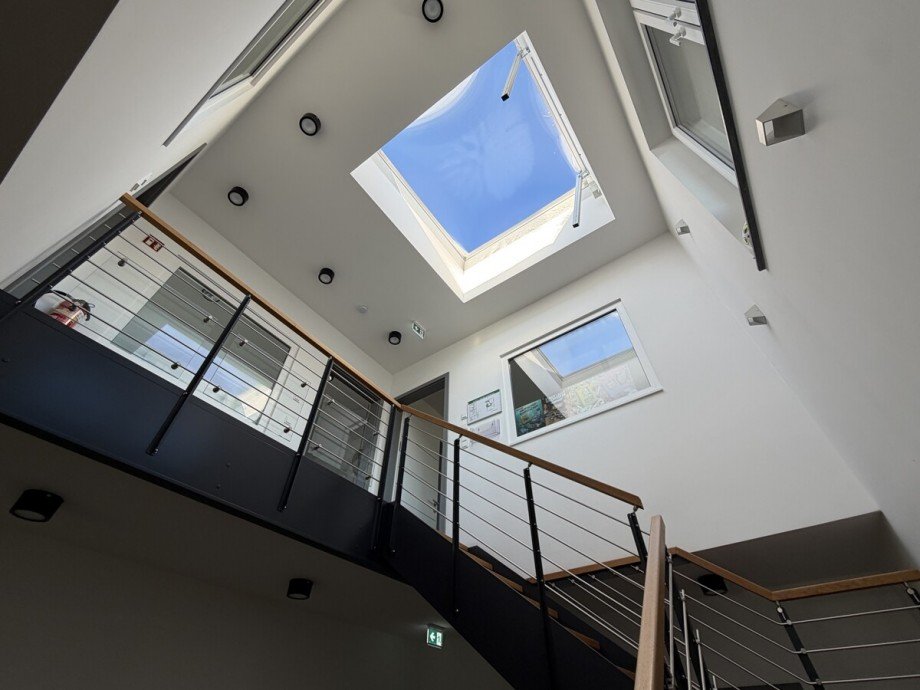 Treppenhaus m Oberlicht B�rohaus Quickborn