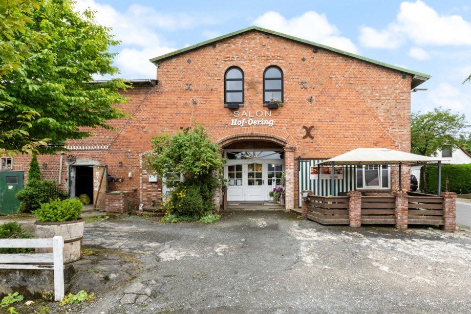 Eingang Friseur Mehrfamilienhaus Oering