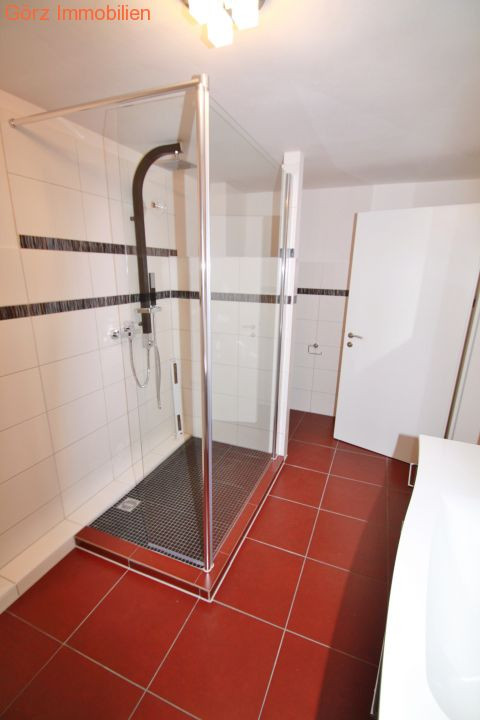 Das zweite Vollbad im unteren Teil der Wohnung Maisonettewohnung Barmstedt