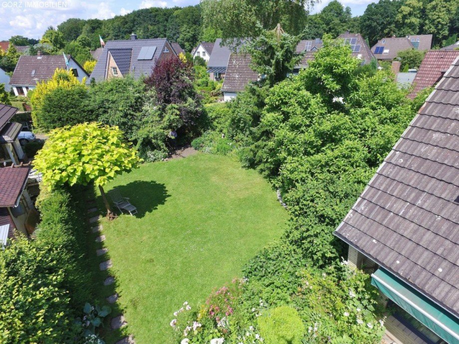 Eingewachsener Garten Einfamilienhaus Pinneberg