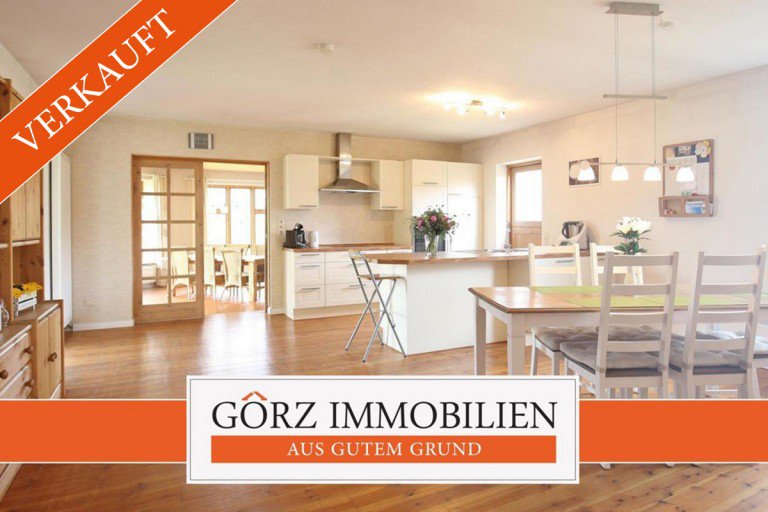 CW15903 Oersdorf Einfamilienhaus *VERKAUFT* - Gro�z�giges und charmantes Einfamilienhaus hochwertig modernisiert im Speckg�rtel Hamburgs