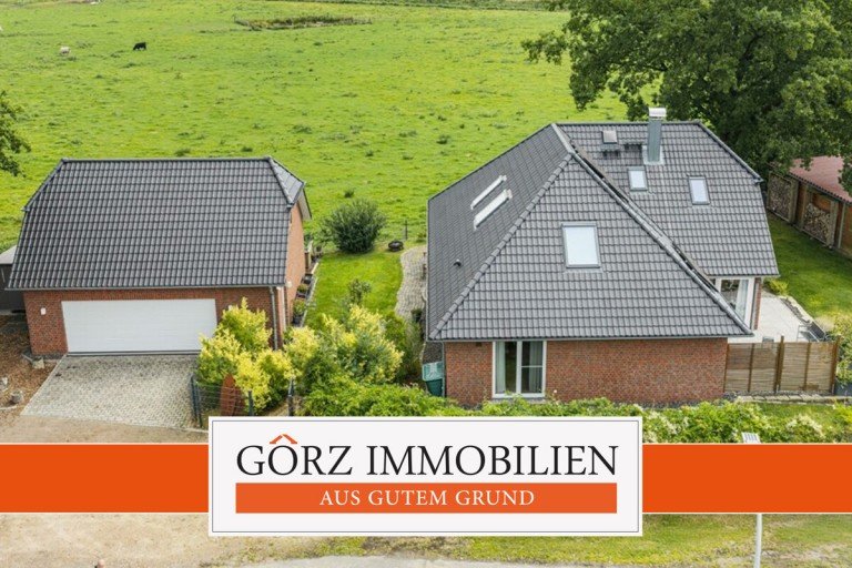 Hasloh Einfamilienhaus Hier steckt mehr drin: Neuwertiges Viebrockhaus mit Garagenhaus & vielseitigem Ausbaupotenzial