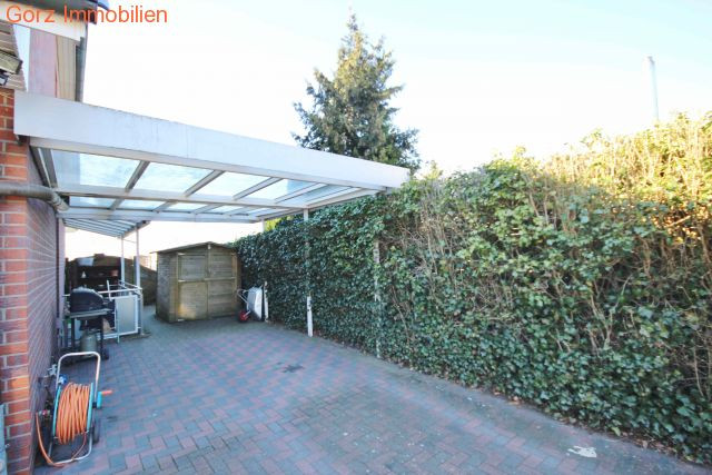 Das Carport Doppelhaush�lfte Norderstedt