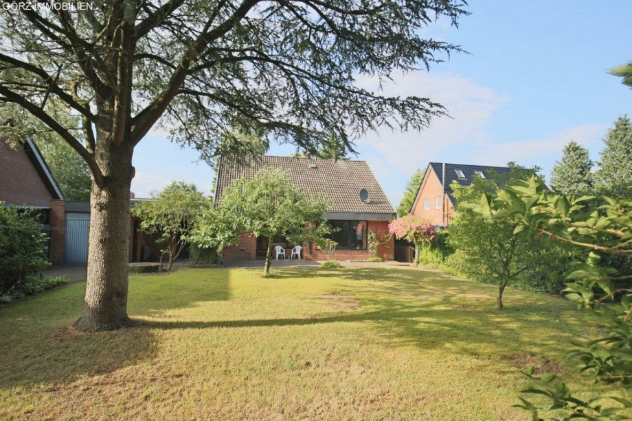 Blick vom Garten zum Haus Einfamilienhaus Kaltenkirchen