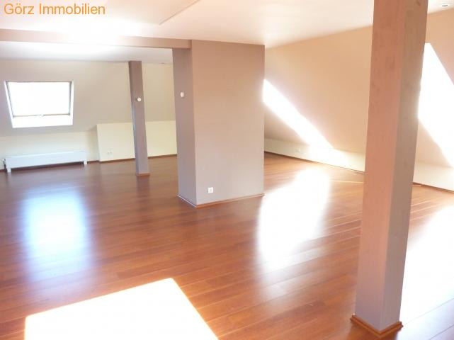 sonniges Dachstudio Einfamilienhaus Norderstedt