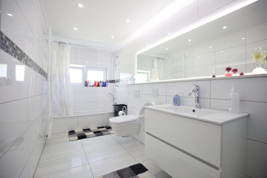 sch�nes Bad! Bungalow Norderstedt