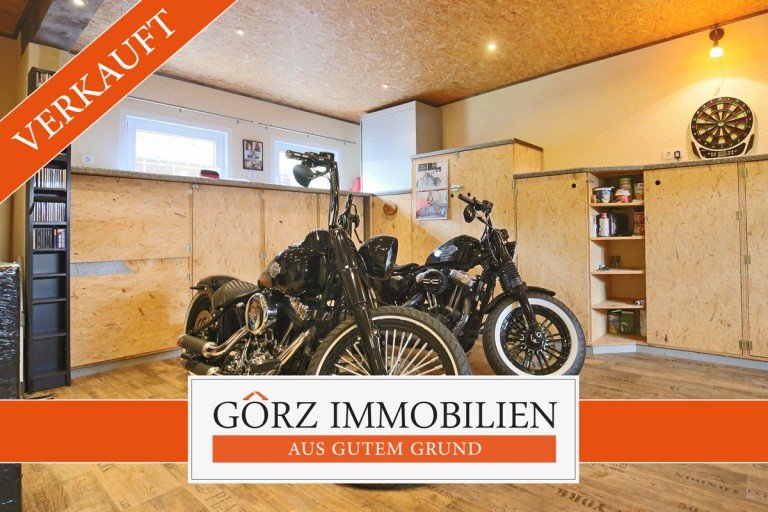 VERKAUFT Pinneberg Doppelhaush�lfte *VERKAUFT* Neuwertige KFW-70 Doppelhaush�lfte in ruhiger Lage mit S�D-WEST Ausrichtung