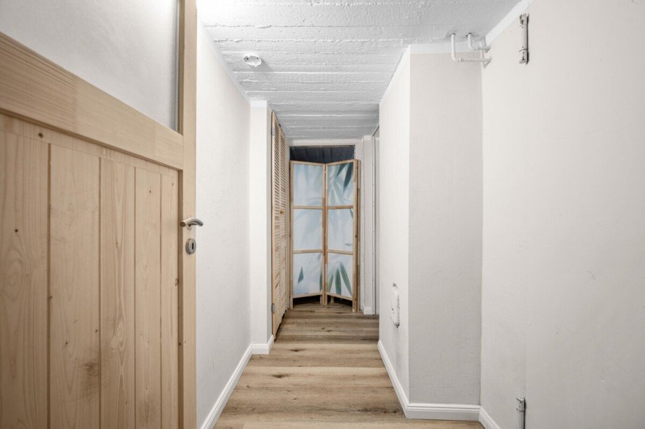 KG: Flur Reihenendhaus Hamburg / Lurup