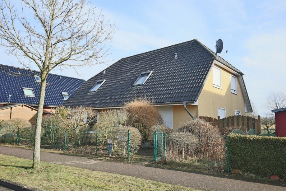 Blick von der Stra�e Einfamilienhaus Kaltenkirchen