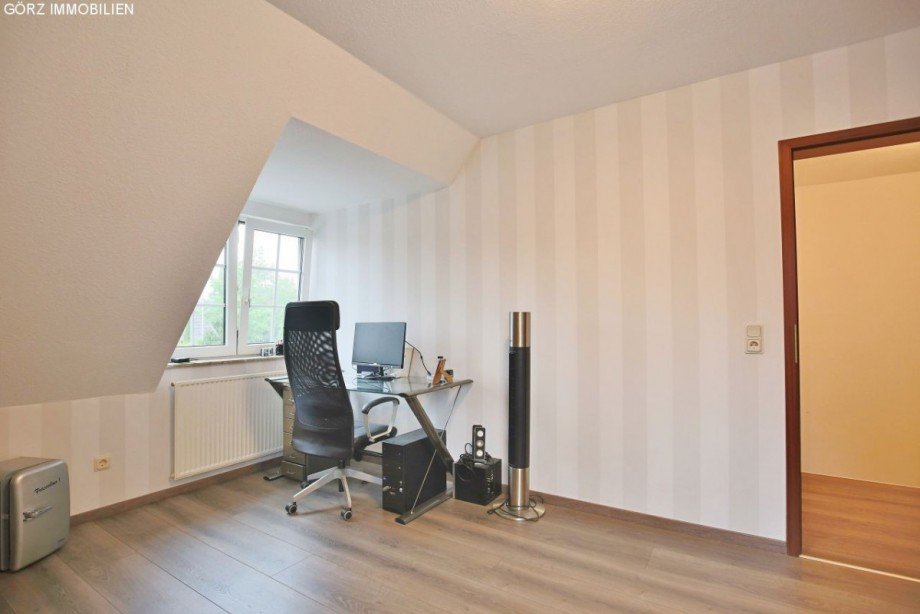 Zimmer OG Doppelhaush�lfte Kummerfeld
