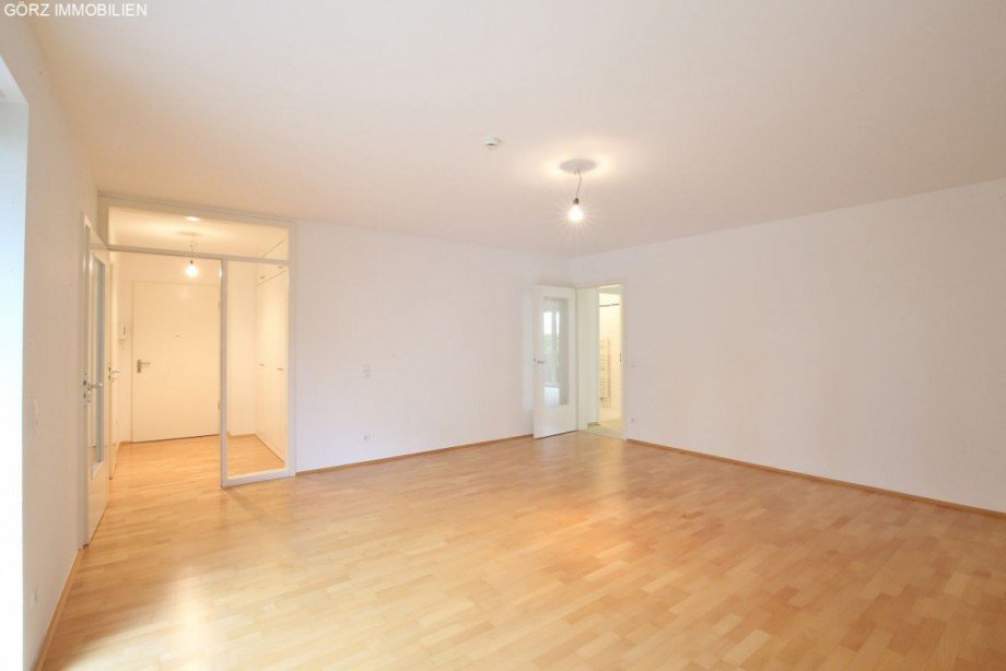 ..mit Blick Richtung Diele Erdgeschosswohnung Hamburg