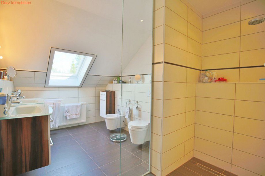 MODERNES BAD OG Einfamilienhaus Norderstedt