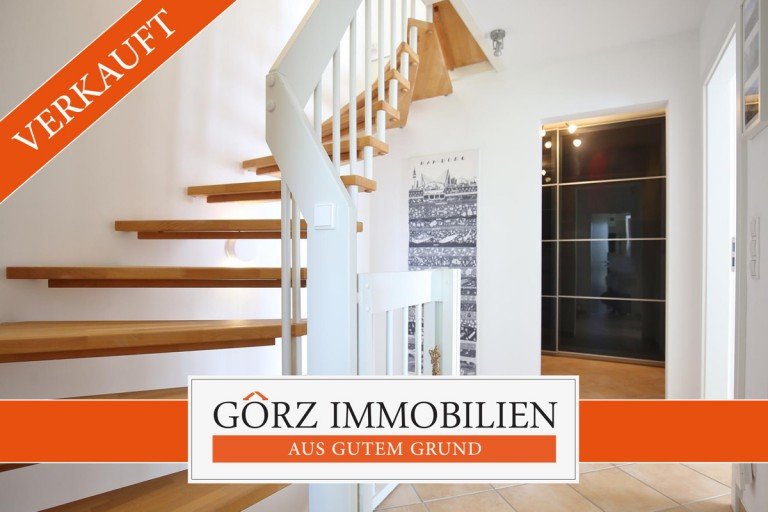 VERKAUFT Pinneberg Doppelhaush�lfte *VERKAUFT* 4-5 Zimmer- Sehr hochwertige Niedrig-Energie-DHH in Pinneberg mit S�dlage!