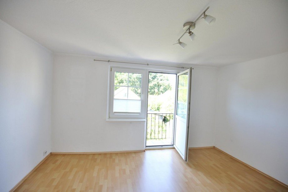 Zimmer mit franz�sischem Balkon Reihenhaus Norderstedt
