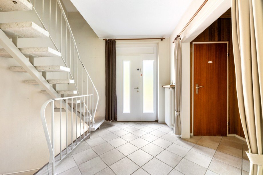neuwertige Haust�r Einfamilienhaus Norderstedt / Glash�tte