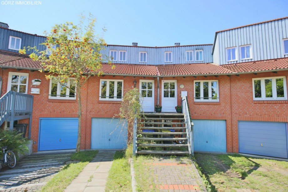 Hausansicht vorne Reihenhaus Norderstedt