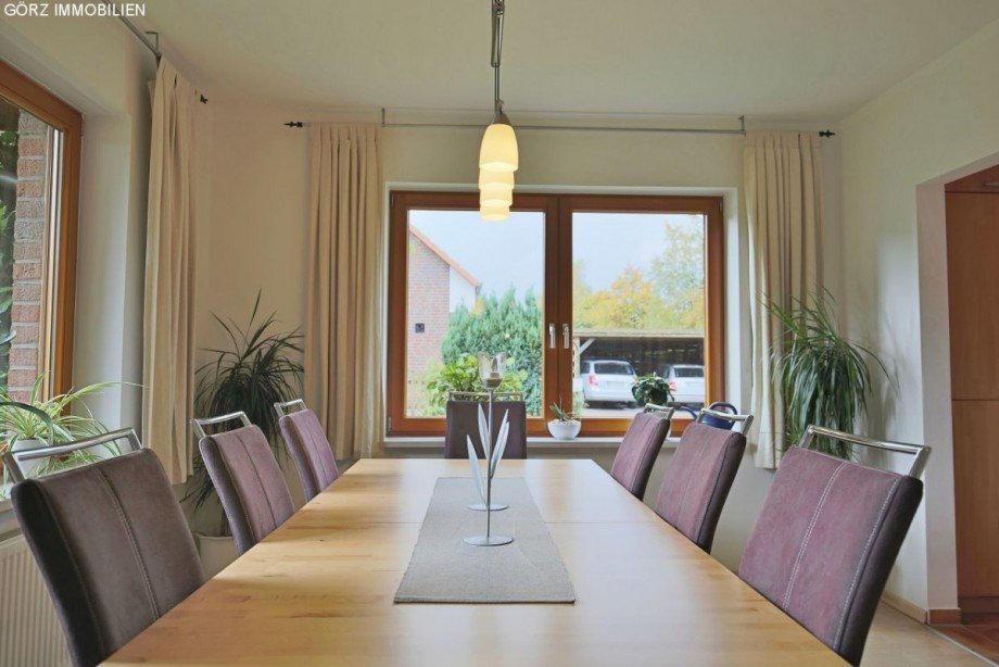 Essplatz mit angrenzender K�che Einfamilienhaus Norderstedt