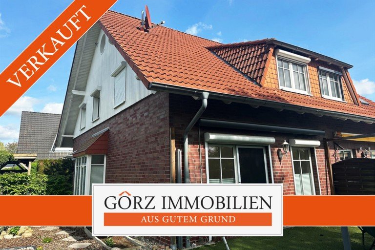  Itzstedt Doppelhaush�lfte *VERKAUFT* Ihr Wohntraum in Itzstedt - hochwertig ausgestattete Doppelhaush�lfte mit Wohlf�hlcharakter!