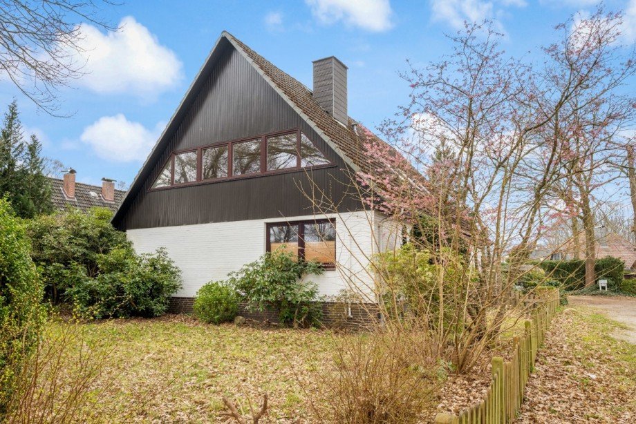 R�ckansicht Dachgeschosswohnung Quickborn
