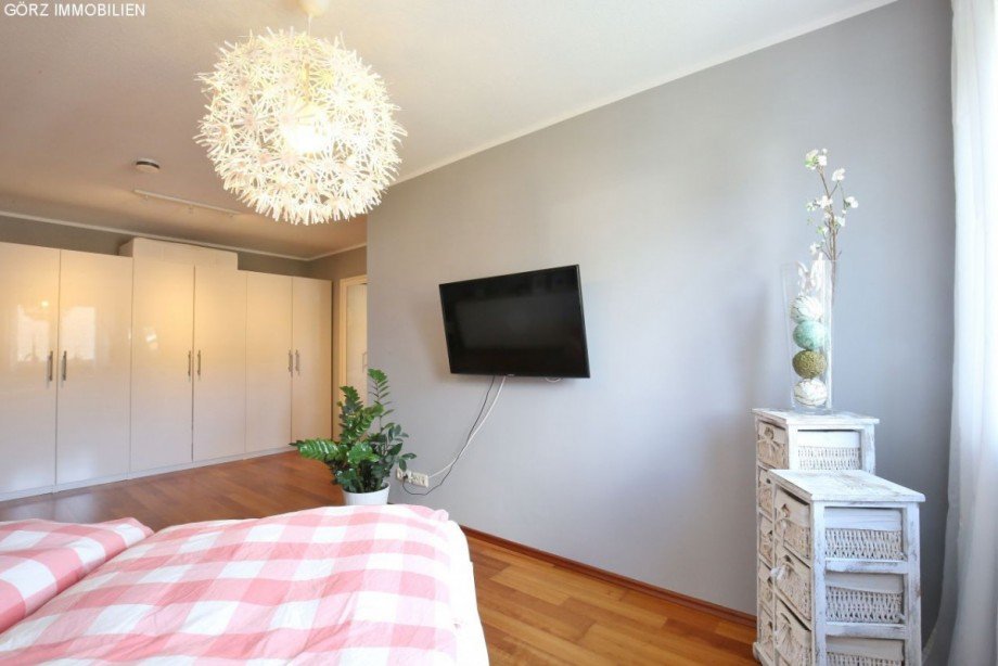 Schlafzimmer Doppelhaush�lfte Pinneberg