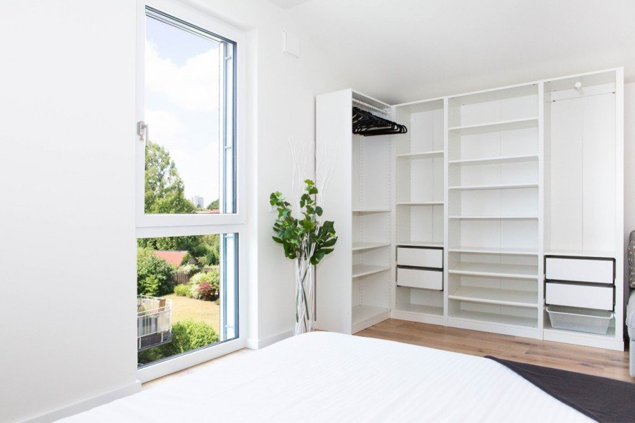 Schlafzimmer_Nr1_Blick_ins_Gr�ne Reihenhaus Hamburg