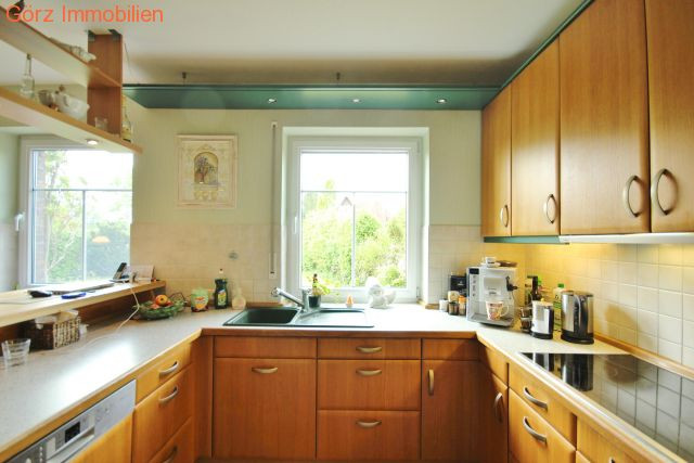 Die K�che ist durch die vielen Fenster sehr hell Einfamilienhaus Sarlhusen