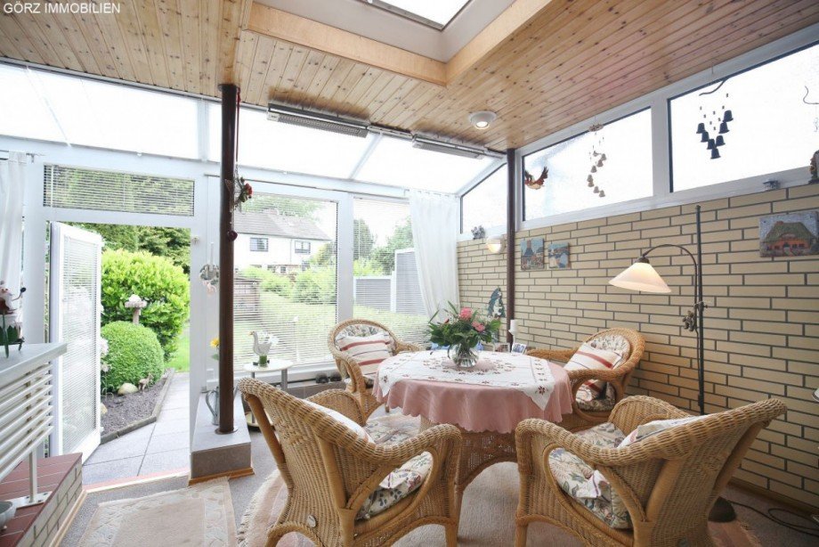 geschlossene Terrassen�berdachung! Reihenmittelhaus Norderstedt