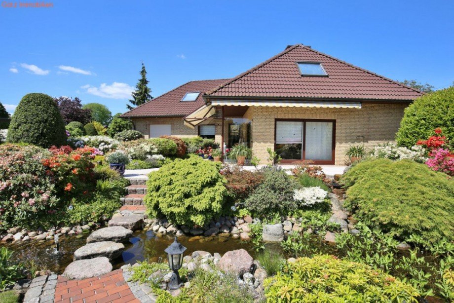 Blick auf die Terrasse Einfamilienhaus Kaltenkirchen
