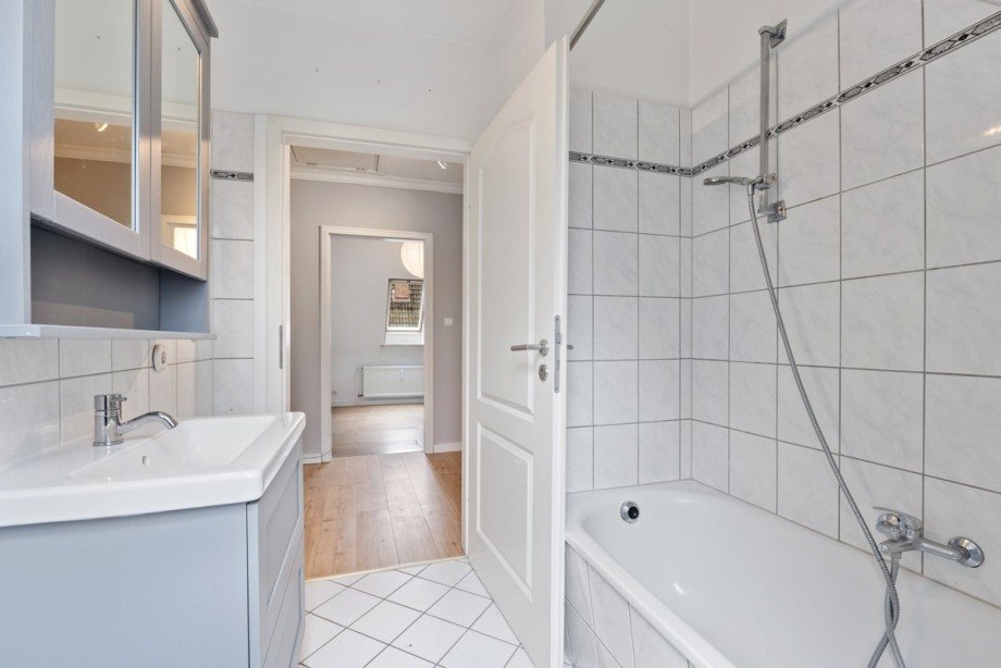 Vollbad mit Dachgeschosswohnung Quickborn
