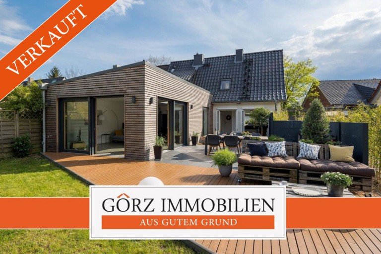 MC14512 Norderstedt Doppelhaush�lfte *VERKAUFT* Symbiose aus Alt & Neu - perfekt vereint. Kernsaniertes Haus mit Anbau in 1 A Lage
