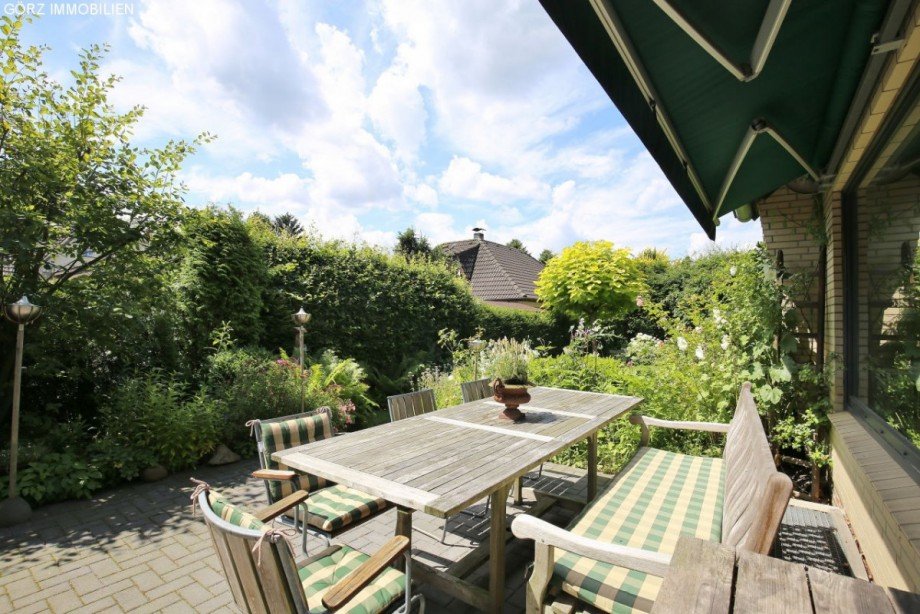 sonnige Terrasse Einfamilienhaus Pinneberg