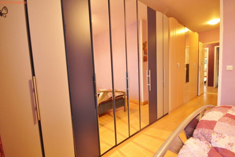 Fast 6 Meter Schrankfl�che / Schlafzimmer EG Doppelhaush�lfte Tornesch
