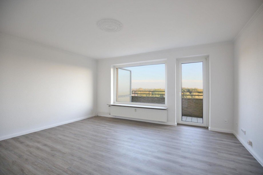 Helles Wohnzimmer Etagenwohnung Norderstedt