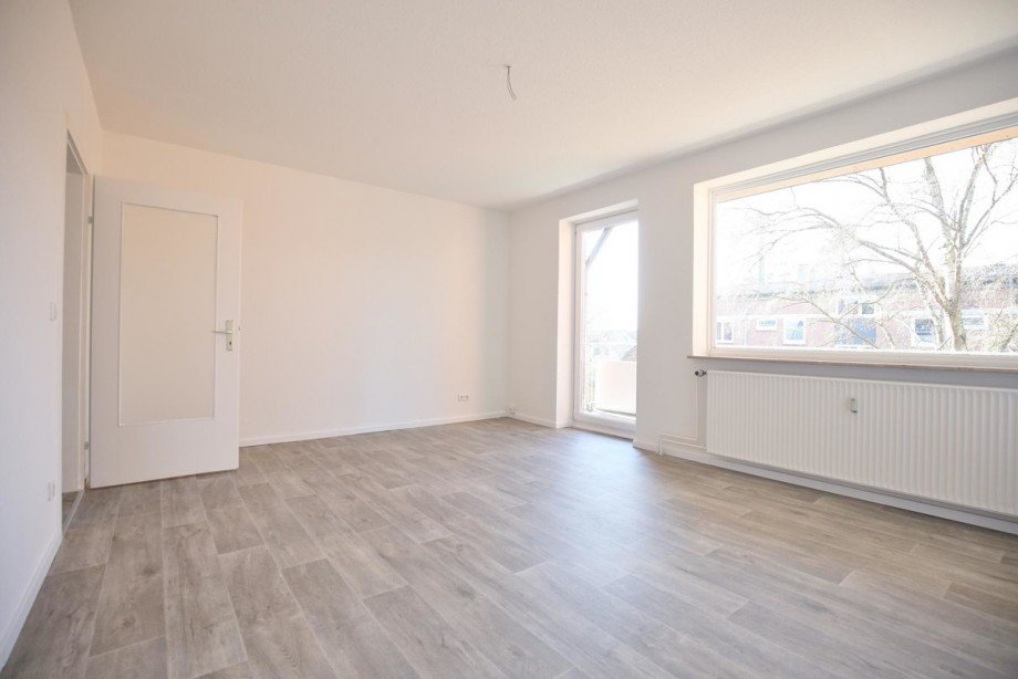 Helles Wohnzimmer Etagenwohnung Barmstedt