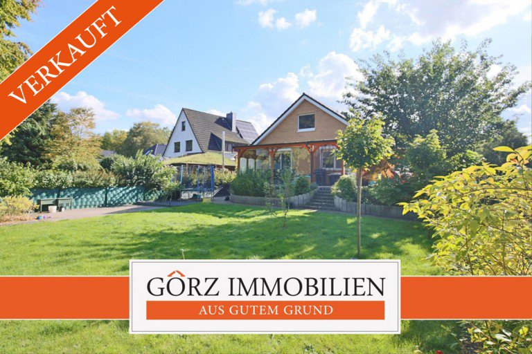 MC212.01 Hamburg Einfamilienhaus *VERKAUFT* Blick ins Gr�ne - Gro�z�giges Einfamilienhaus mit Vollkeller und Garage in Top-Zustand