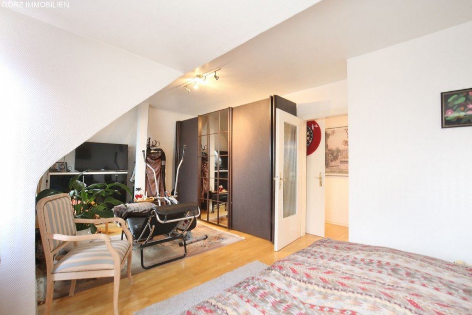 Ger�umiges Elternschlafzimmer Einfamilienhaus Norderstedt