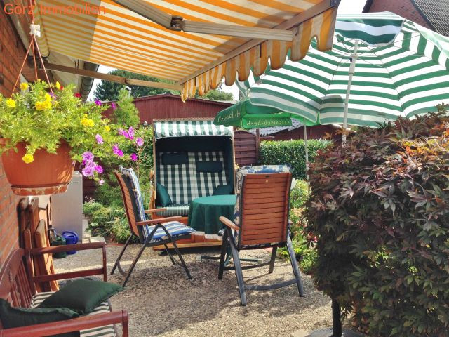 Die Terrasse im Sommer Terrassenwohnung Halstenbek