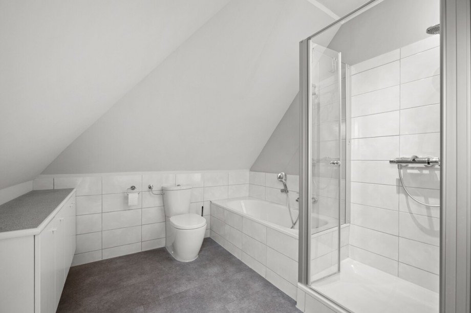 Vollbad OG Doppelhaush�lfte Norderstedt