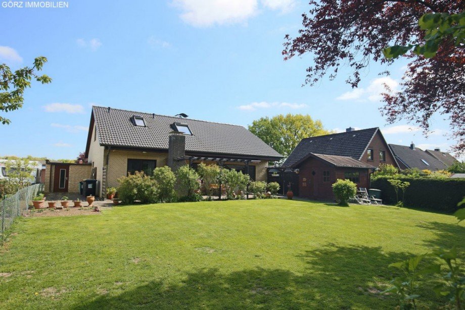 Traumgrundst�ck! Einfamilienhaus Elmenhorst