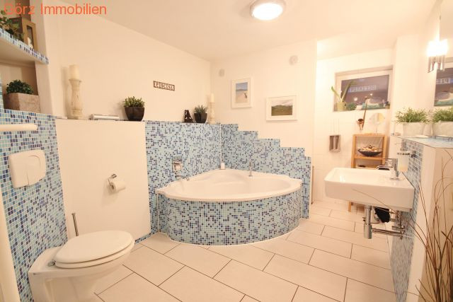 UG - tolles Familienbad im Untergeschoss Reihenhaus Quickborn-Heide